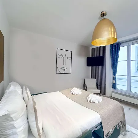 Apartment Eiffel Tower & Invalides - Superb Paris