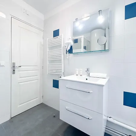 Eiffel Tower & Invalides - Superb Apartment Paris